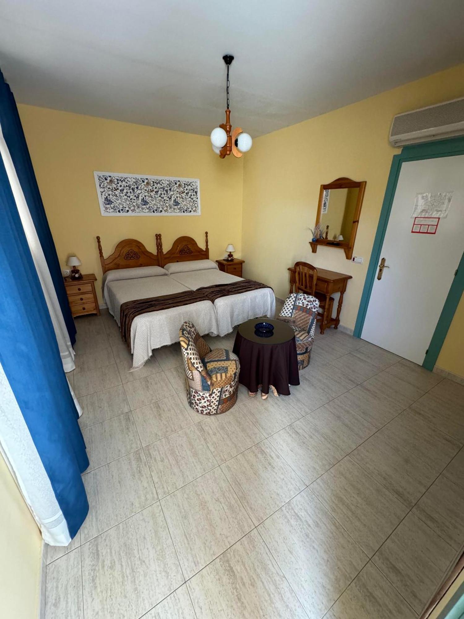 Hostal Joaquin Las Ventas con Pena Aguilera Eksteriør billede