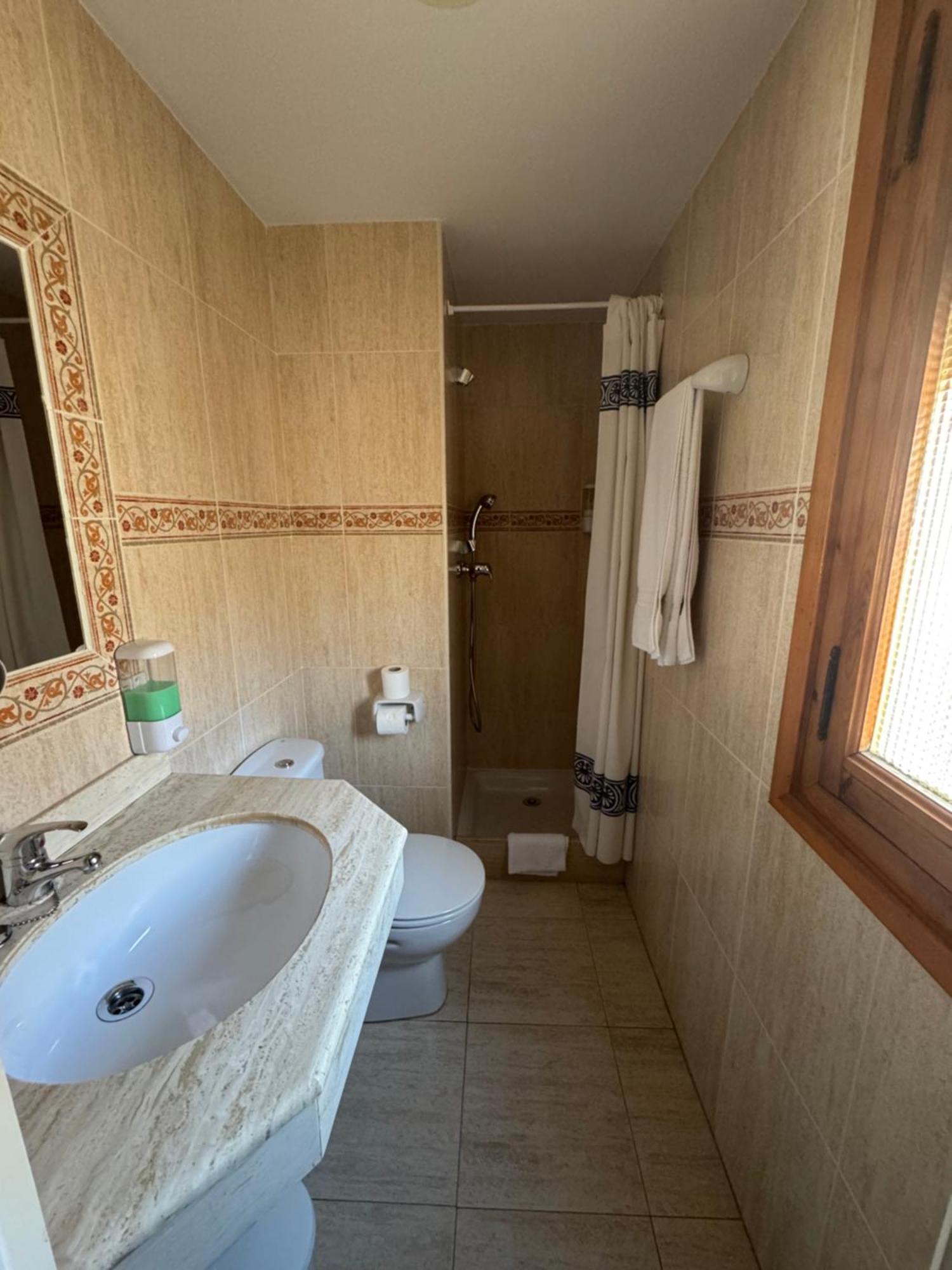 Hostal Joaquin Las Ventas con Pena Aguilera Eksteriør billede